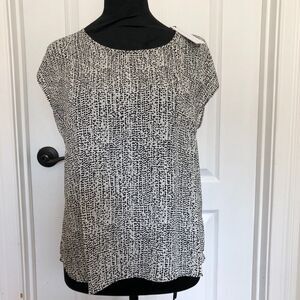 Three Eighty Two Womens Blouse XS Black White Round‎ Neck Back Keyhole NWT